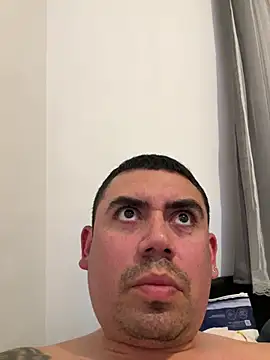 davidxxx099 online show from April 10, 10:25 pm