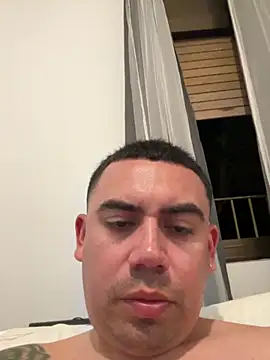 davidxxx099 online show from April 18, 7:51 pm