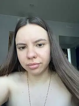 Snapshot of Chloe_loo chatting on July 12, 11:34 am Chloe loo online show from July 12, 11:34 am