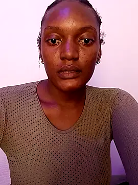 Snapshot of Its_Makena chatting on September 17, 6:26 am Its Makena online show from September 17, 6:26 am