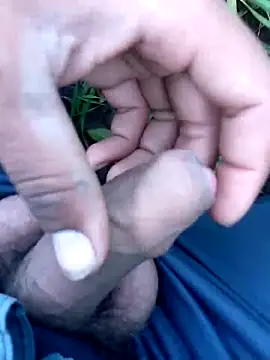 Snapshot of premdas77 chatting on December 18, 7:58 am premdas77 online show from December 18, 7:58 am