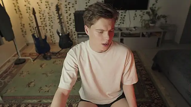 RusBradPitt online show from February 6, 3:37 pm