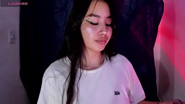 Viioleett cum online show from December 4, 4:05 pm