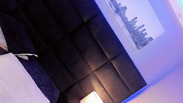 Ana Paaula23 online show from October 6, 8:28 pm