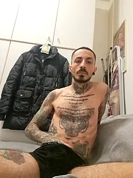 Snapshot of Robe420 chatting on November 7, 11:16 pm Robe420 online show from November 7, 11:16 pm