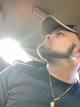 Snapshot of Allinside666 chatting on November 8, 2:06 pm Allinside666 online show from November 8, 2:06 pm