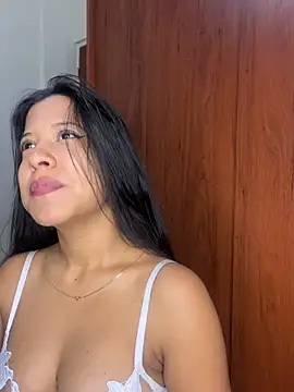 Kendra C online show from July 9, 12:37 am