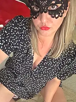 ElyiaXl online show from September 28, 12:21 pm