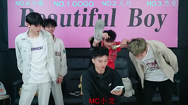 BeautifulBoys-888 online show from October 19, 11:22 am