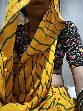 Snapshot of Riya_jaan12 chatting on July 7, 4:11 pm Riya jaan12 online show from July 7, 4:11 pm