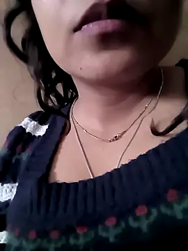 Snapshot of queenbuggi chatting on February 23, 8:22 am queenbuggi online show from February 23, 8:22 am