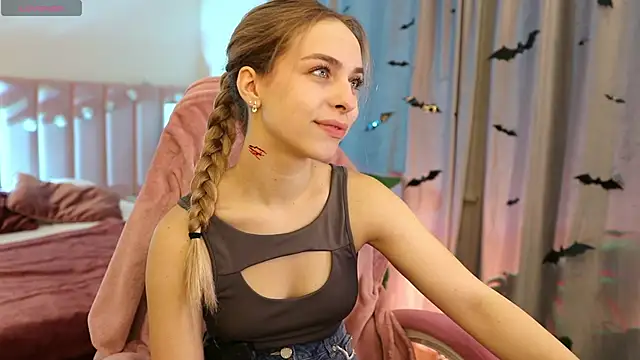 ShinyBarbie online show from October 23, 6:13 am