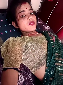 Snapshot of Rachna_Love chatting on October 21, 8:04 am Rachna Love online show from October 21, 8:04 am