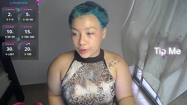 Snapshot of Cherry_vald chatting on July 19, 1:37 pm Cherry vald online show from July 19, 1:37 pm
