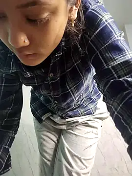 Nisha cam12 online show from November 12, 4:40 pm