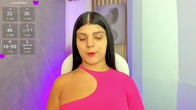 Snapshot of PauliinaBelle_ chatting on July 2, 2:01 pm PauliinaBelle online show from July 2, 2:01 pm
