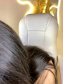 Zoe Serrat online show from November 25, 12:49 pm