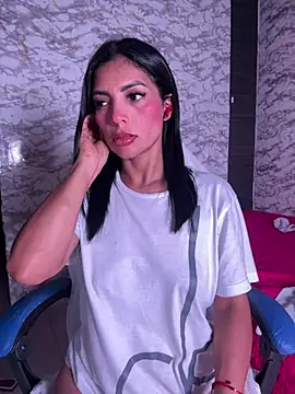 Snapshot of AlisSon__hot chatting on July 4, 5:24 am AlisSon hot online show from July 4, 5:24 am
