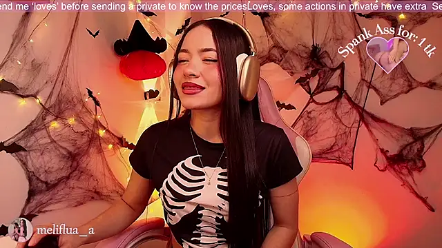 Melifluaa online show from October 8, 8:39 pm