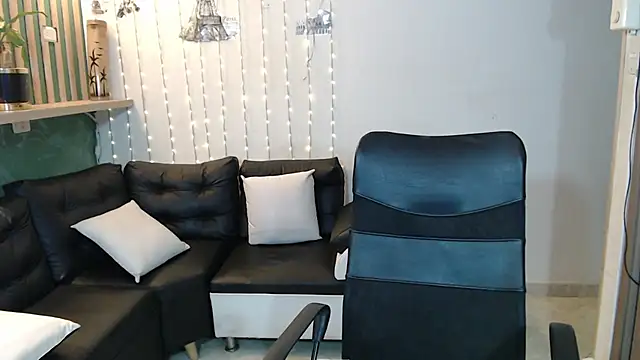 veronica em1 online show from November 26, 3:24 pm