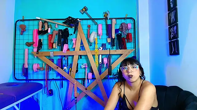 Mrmia bdsm extreme online show from October 18, 12:28 pm
