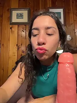 Souphicherry online show from March 26, 10:15 pm