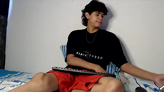 alexmark  online show from May 29, 3:10 pm