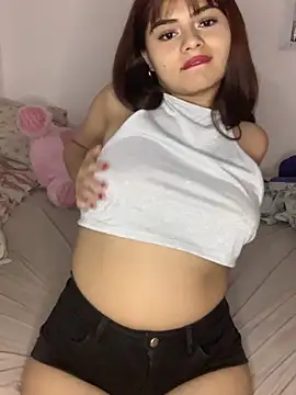 Snapshot of You_dirty_girl18 chatting on November 9, 3:49 am You dirty girl18 online show from November 9, 3:49 am