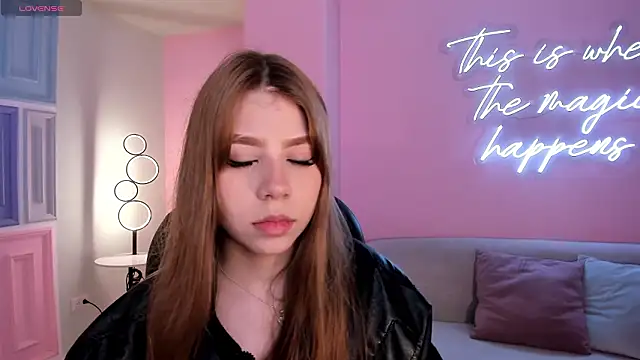 TiffannySins online show from March 8, 11:08 pm