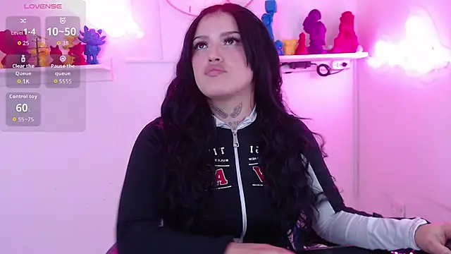 Snapshot of sari_belle chatting on February 2, 7:34 pm sari belle online show from February 2, 7:34 pm