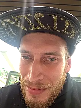 Leshok online show from November 18, 12:49 am