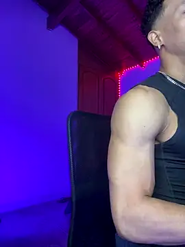 RickKrong  online show from October 10, 2:32 am