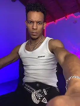 RickKrong  online show from November 15, 10:48 pm