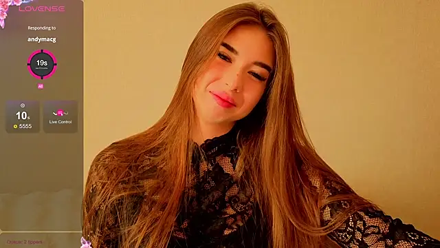 Snapshot of evapuffy chatting on October 26, 10:21 am evapuffy online show from October 26, 10:21 am