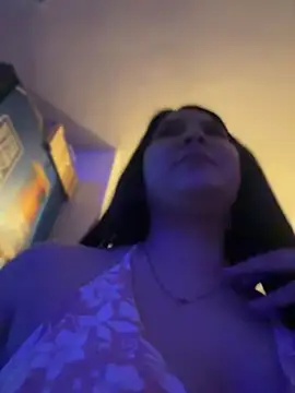 evelyn 1702 online show from June 12, 2:32 am