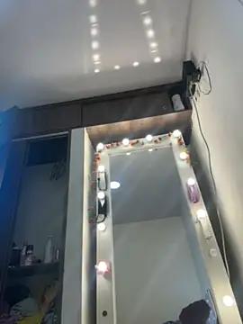 evelyn 1702 online show from June 17, 6:42 pm
