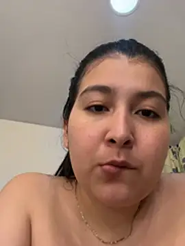 evelyn 1702 online show from July 24, 11:58 pm