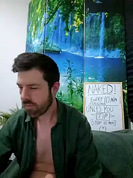 welcome-to-the-jungle online show from December 4, 10:07 pm