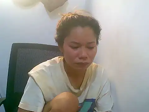Snapshot of Sweeetgurll chatting on June 11, 2:53 am Sweeetgurll online show from June 11, 2:53 am