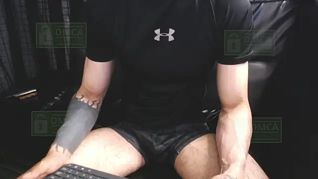 Snapshot of Mr_Klein_69 chatting on October 26, 6:58 pm Mr Klein 69 online show from October 26, 6:58 pm