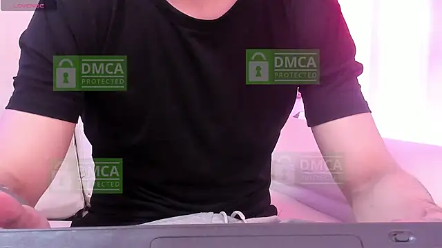 Snapshot of Mr_Klein_69 chatting on November 29, 2:47 am Mr Klein 69 online show from November 29, 2:47 am