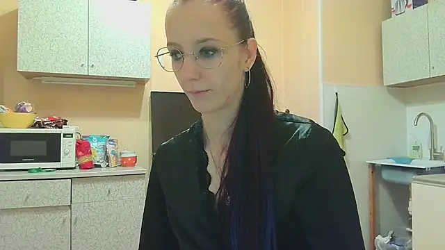 Lucy Divine online show from September 19, 7:03 pm