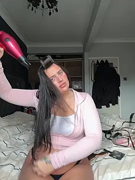 Snapshot of Victoriasteel chatting on October 26, 10:21 am Victoriasteel online show from October 26, 10:21 am