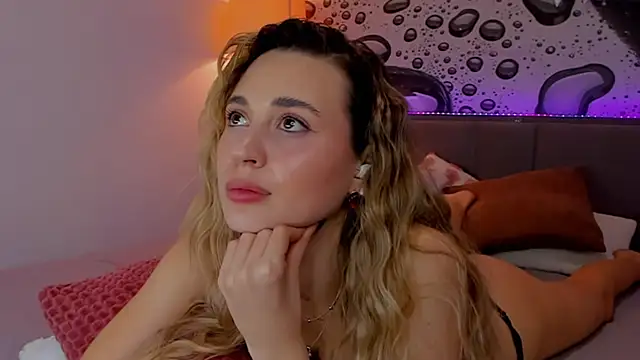 AlexaWilds online show from February 23, 12:52 am