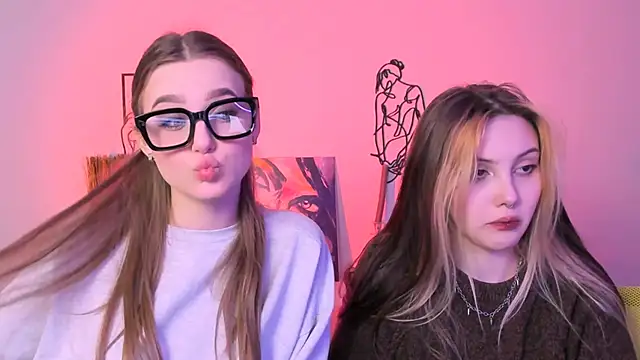 aria moo online show from October 13, 7:03 pm