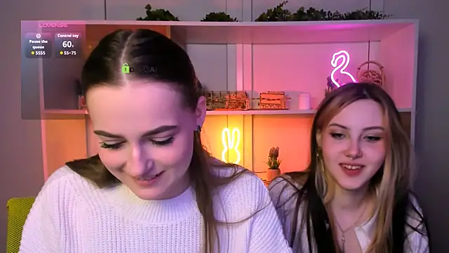 aria moo online show from December 2, 5:57 am