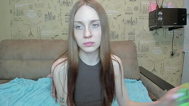 Kelly Gerzikaa online show from November 2, 6:49 am