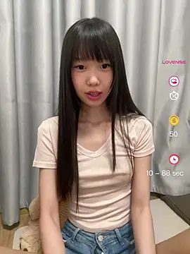 Snapshot of xinyu789 chatting on June 12, 8:02 am xinyu789 online show from June 12, 8:02 am