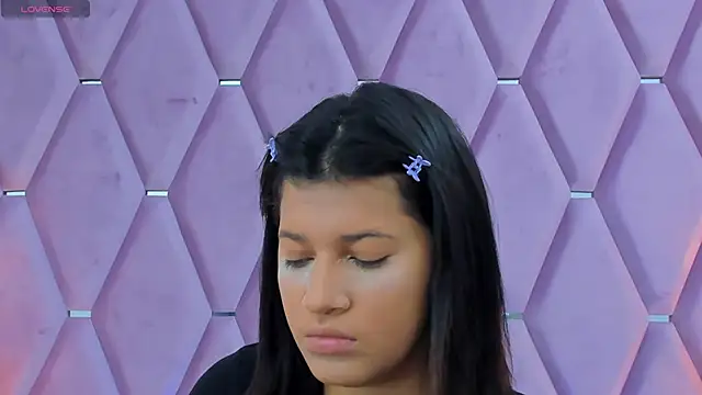 MaskedGirl  online show from October 21, 11:55 am