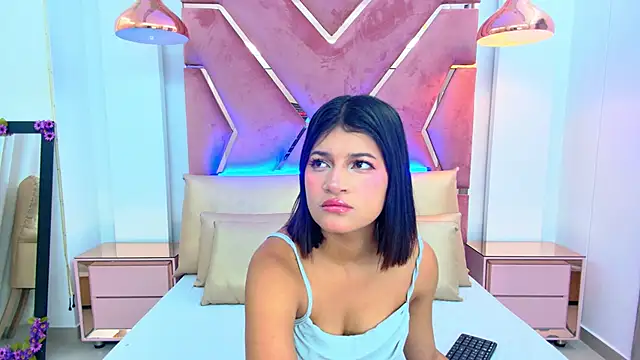 MaskedGirl  online show from January 19, 11:47 am